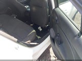 Chevrolet Cruze Ls Auto 1G1BC5SM4J7164981 снимка