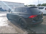 Volkswagen Tiguan 2.0T Se R-Line Black 3VVCB7AX0NM173051 photo