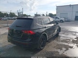Volkswagen Tiguan 2.0T Se R-Line Black 3VVCB7AX0NM173051 photo