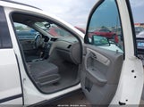 Chevrolet Traverse Ls 1GNKRFKD6EJ149944 fotografie