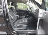 Volkswagen Tiguan 2.0T/2.0T S WVGAV7AX1HW508203 снимка