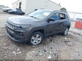 Jeep Compass Latitude 4X4 3C4NJDBB3NT215942 снимка