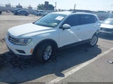 Volkswagen Tiguan 2.0T Se/2.0T Sel/2.0T Sel R-Line/2.0T Sel R-Line Black 3VV3B7AX3KM027545 photo