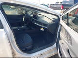 Toyota Prius Le JTDACAAU4R3030780 снимка