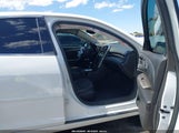 Chevrolet Malibu 1Lt 1G11C5SL3EF114135 снимка