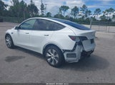 Tesla Model Y Long Range Dual Motor All-Wheel Drive 7SAYGDEE1RA269794 fotografie