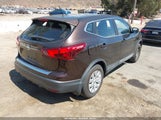 Nissan Rogue Sport S JN1BJ1CP3HW007024 снимка