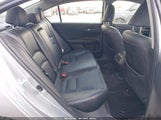 Honda Accord Hybrid Touring JHMCR6F70HC025466 fotografie