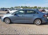 Toyota Corolla Le JTDEPRAE9LJ111662 снимка