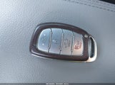 Hyundai Elantra Limited KMHD84LF0HU119605 photo