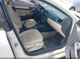 Volkswagen Jetta 2.5L Se 3VWDX7AJ3BM338163 photo