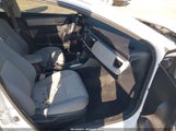 Toyota Corolla Le Plus 2T1BURHE2EC158113 fotografie