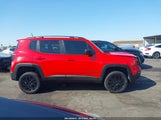 Jeep Renegade Upland 4X4 ZACNJBAB4KPK33405 fotografie