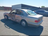 Mercedes-Benz E 320 WDBJF65J6YB065828 fotografie