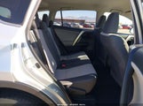 Toyota Rav4 Le JTMZFREV3EJ010554 снимка