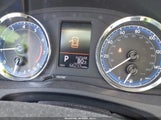 Toyota Corolla Le 2T1BURHE0KC153701 снимка
