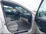 Toyota Camry Hybrid Le 4T1BD1FK2EU098021 photo