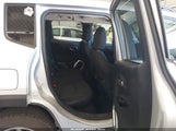 Jeep Renegade Latitude 4X4 ZACCJBBB2JPG94920 fotografie