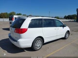 Toyota Sienna Le 5TDZK23C29S240793 снимка
