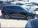 Hyundai Tucson Value KM8J33A25JU684787 снимка