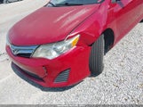Toyota Camry Le 4T1BF1FK6EU747698 снимка