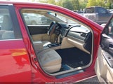 Toyota Camry Le 4T1BF1FK6EU747698 снимка