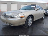 Lincoln Town Car 2LNBL8CV0AX752723 снимка