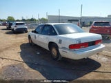 Buick Regal Custom 2G4WB52K7T1502427 снимка