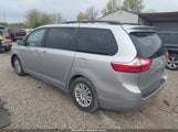 Toyota Sienna Xle 8 Passenger 5TDYK3DC2GS730101 photo