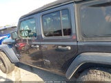 Jeep Wrangler Unlimited Sport S 4X4 1C4HJXDG4JW166682 снимка