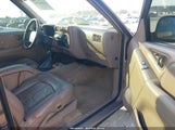 Chevrolet Blazer Lt 1GNCS13W2V2185541 fotografie
