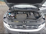 Volkswagen Tiguan 2.0T Se/2.0T Se R-Line Black/2.0T Sel 3VV2B7AX7LM027609 снимка
