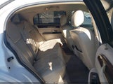 Lincoln Town Car Signature Limited 2LNBL8CV4AX610956 снимка