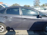 Toyota Prius Three JTDKN3DU7D1675708 снимка