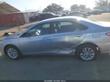 Toyota Camry Le 4T4BF1FK2GR528875 fotografie