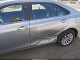 Toyota Camry Le 4T4BF1FK2GR528875 снимка