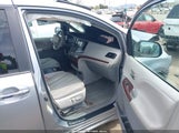 Toyota Sienna Xle V6 8 Passenger 5TDYK3DC7ES510692 photo
