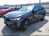 Volvo Xc60 Recharge Plug-In Hybrid T8 Plus Dark Theme YV4H60DL3R1889449 fotografie