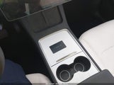 Tesla Model Y Long Range Dual Motor All-Wheel Drive 7SAYGDED2SF230664 снимка
