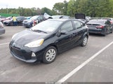 Toyota Prius C Two JTDKDTB30D1535786 снимка