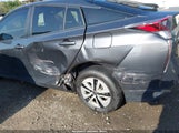 Toyota Prius Four JTDKARFU1J3067548 снимка