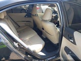 Honda Accord Hybrid Touring JHMCR6F75HC027519 fotografie