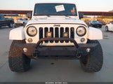 Jeep Wrangler Jk Unlimited Altitude 4X4 1C4HJWEG9JL867065 снимка
