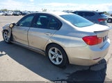 BMW 328I WBA3A5C57DF352040 fotografie