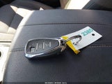 Chevrolet Traverse 1Lt 1GNERGKW0KJ305105 photo