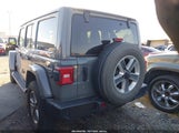 Jeep Wrangler Unlimited Sahara 4X4 1C4HJXEG0JW256443 fotografie