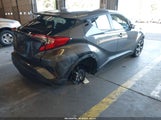 Toyota C-Hr Xle NMTKHMBX2JR060488 fotografie