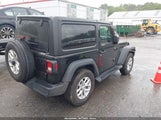 Jeep Wrangler 2-Door Sport S 4X4 1C4GJXAN7PW636761 fotografie