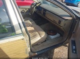 Buick Roadmaster Estate 1G4BR82P3SR415430 снимка