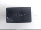 Tesla Model Y Standard Range Rear-Wheel Drive 5YJYGDED4MF110705 снимка
